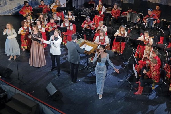 Оркестр «Дон». Новогодние приключения Маши и Вити