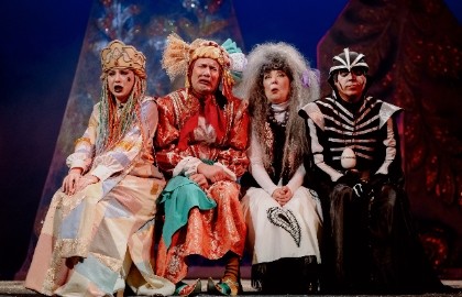 Бабы-Яги и Новый год