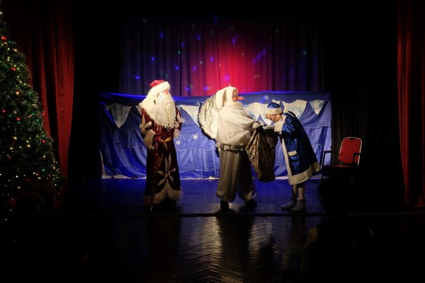«Чудеса из мешка Деда Мороза» новогодний интерактивный спектакль с подарками. Ёлка