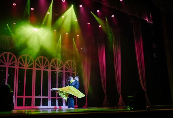 Новогоднее представление «Библиотека сказок Деда Мороза»