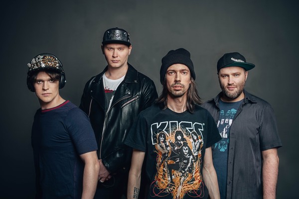 Группа «Не менее пяти оборотов»