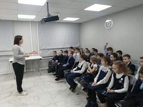 Развлекательная программа «Внимание на экран»