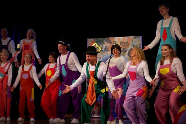 Программа «Заводной мир мультфильмов: новогодняя версия для бывших детей и будущих взрослых»