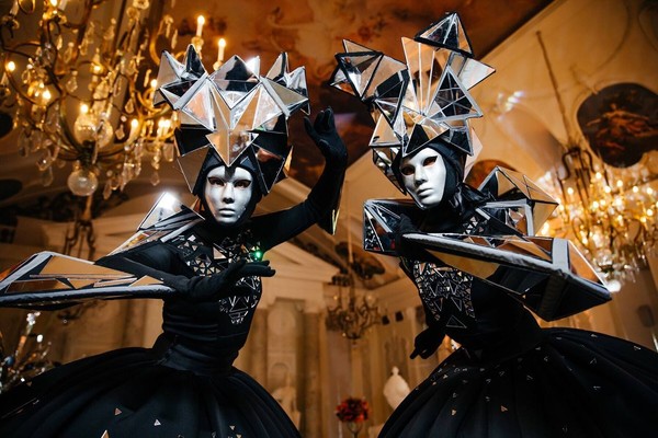 Классная Йолка