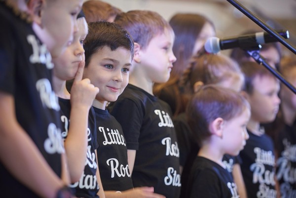 Звёздные искры: Концерт студии «Little Rock Stars»