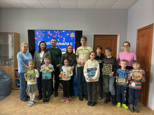 «Новый год к нам мчится…»