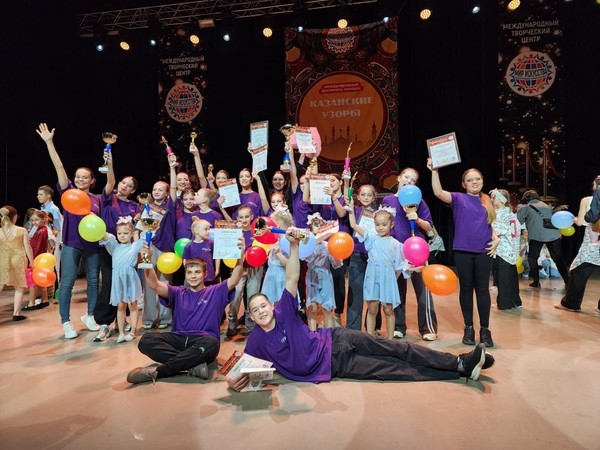 Отчетный концерт студии танца «Новогодний переполох»