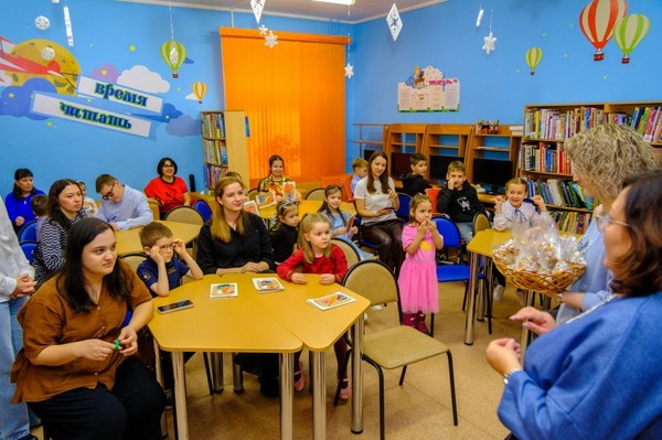 Игровая программа «Новогоднее конфетти»