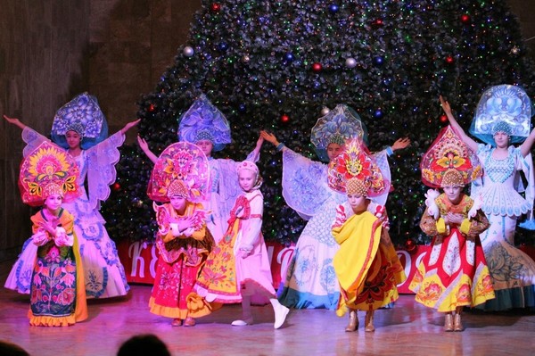 Новогоднее представление «Приключение Маши и её друзей»