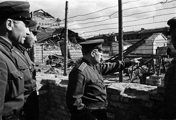 Тематическая беседа «Николай Нилович Бурденко – основатель ВГМУ в годы войны»