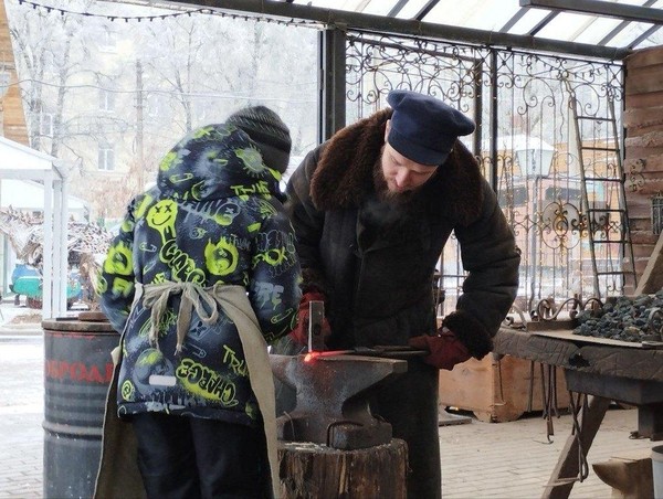 Программа «Зимние мотивы»