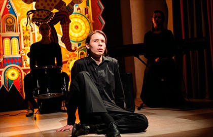 Служебный вход