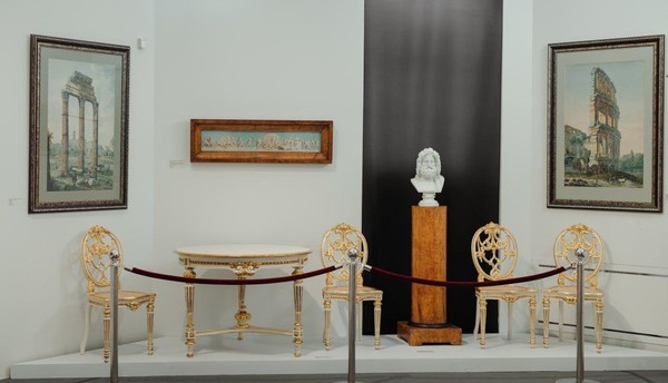 Комплексная экскурсия по выставкам «Анна Мараева» и «Православные древности»