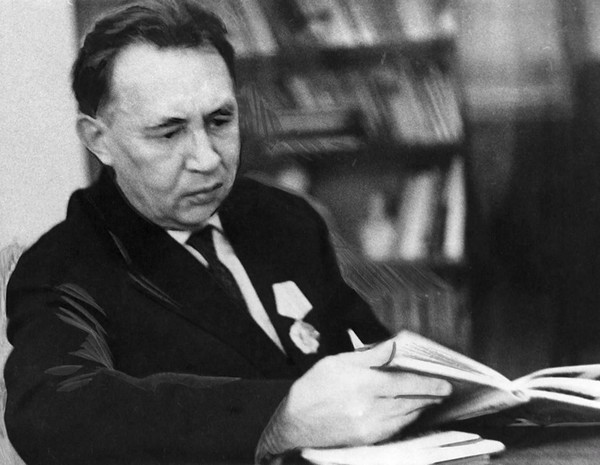 «Самый читаемый прозаик»