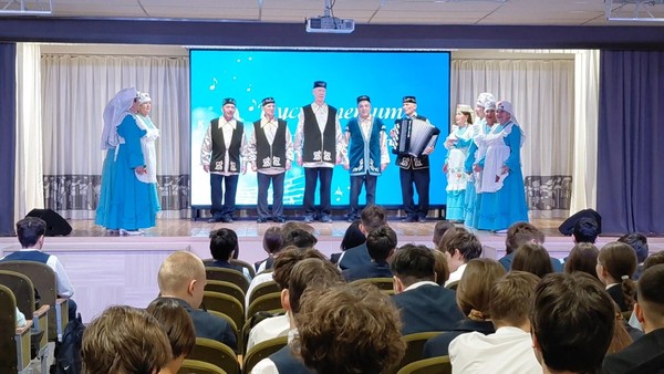 Концертно развлекательная программа «Кичке уеннар»