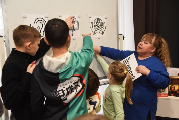 Квест «Новогодний переполох или Ёлка в опасности!»