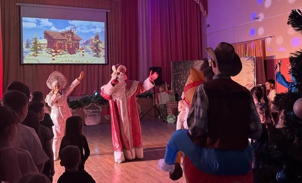 Театрализованный праздник «Новогодние приключения Майнкрафт и неизвестной Вселенной»