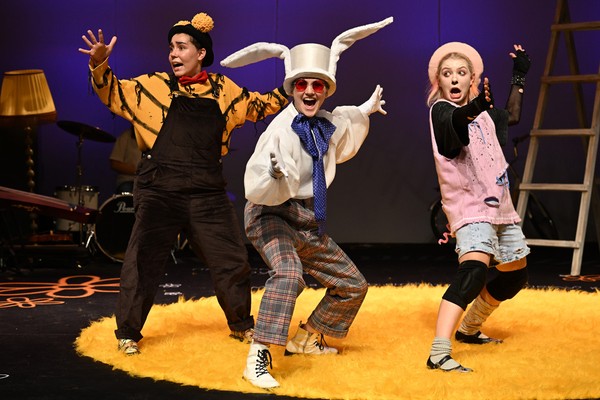 Кто ходит в гости по утрам?