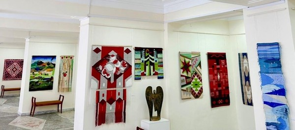 Выставка «Людмила Шагабутдинова и Людмила Василькова. Художественный текстиль»