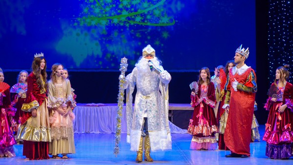 Двенадцать месяцев