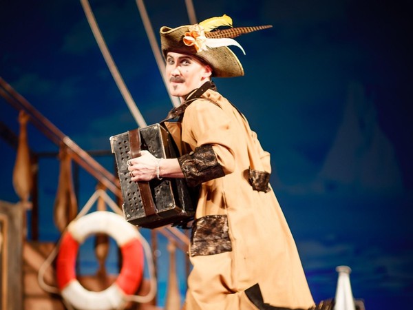 Новогодняя викторина «Новогодний маскарад»