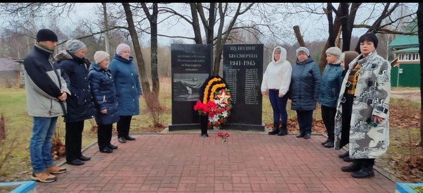 «Имя твоё неизвестно, подвиг твой бессмертен»