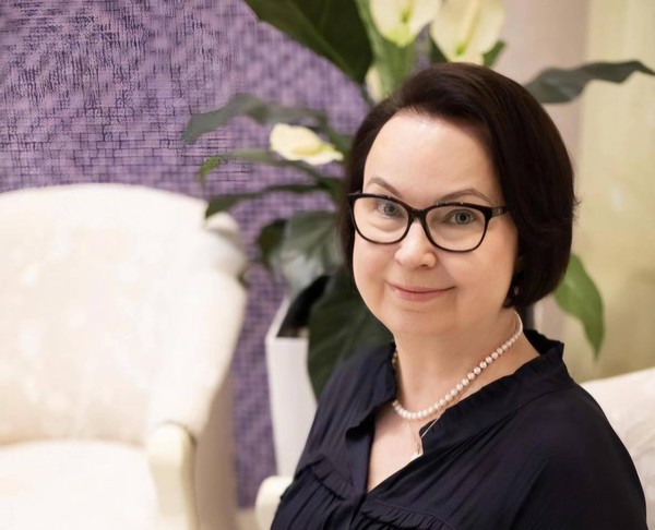 «Иероглифы на асфальте»