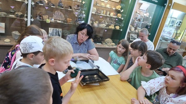 Интерактивная экскурсия «Малахитовая шкатулка»