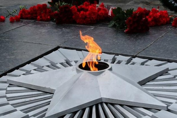 Информационный час «Его звание солдат!»