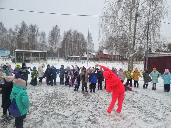 Спортивная программа «Зимние гонки»