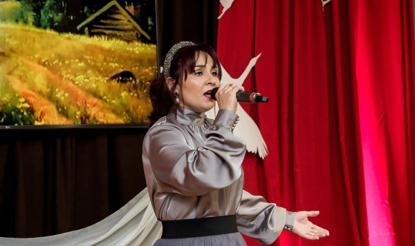 Праздничная программа «О героях былых времен»