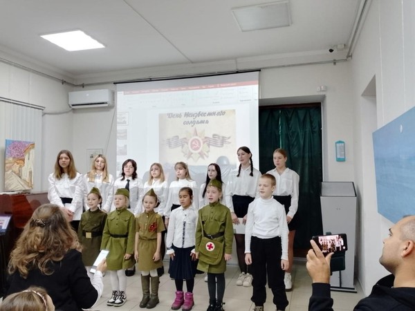 Час истории ко Дню Неизвестного солдата в Музее Амет-Хана Султана