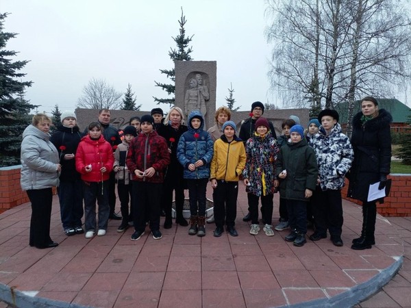 Митинг «День неизвестного солдата»