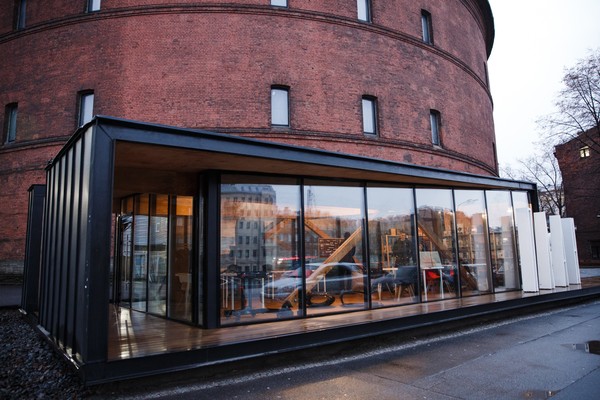 Технологическое искусство: новые формы работы с памятью и бессмертием