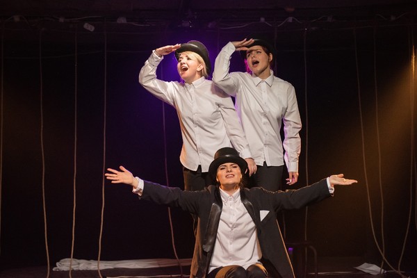 В открытом море