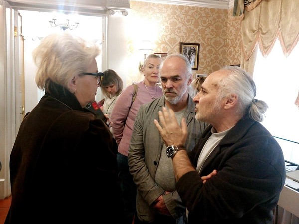 Кураторская экскурсия по выставке «Полвека под светом звезды»