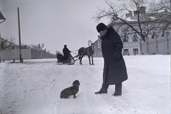 Выставка «Фотоаппарат в руках музыканта. К 175-летию со дня рождения В.Ю. Виллуана»