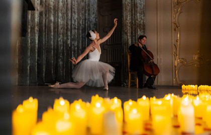 От Травиаты до Щелкунчика при свечах. Новогодний концерт с экскурсией по дворцу