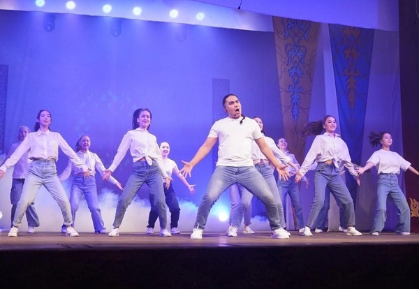 Концерт «Вот и снова новый-новый год»