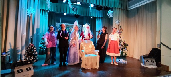 Театрализованная игровая программа «В гостях у Снегурочки»