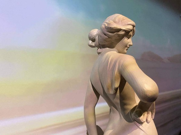 Выставка «Пенорождённая»