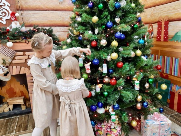 Новогодняя интермедия «Новый год к нам идёт!»