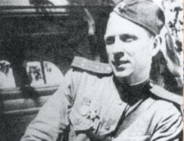 Тематическая беседа «Шаг-Новожилов Анатолий Сергеевич». Акция «Листая военные страницы»