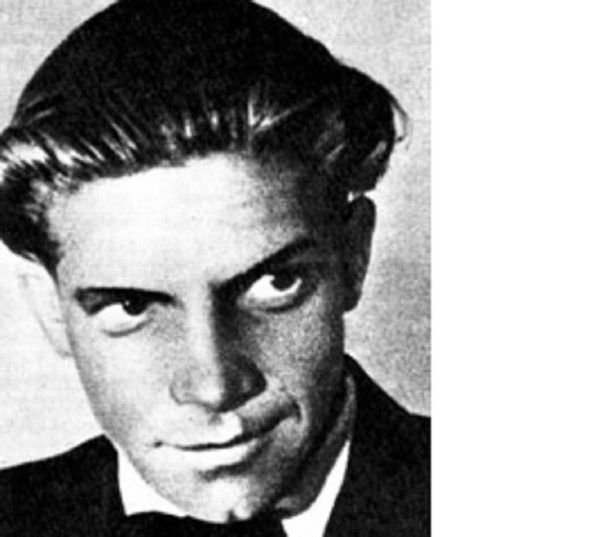 Тематическая беседа «Осинский Лев Александрович». Акция «Листая военные страницы»