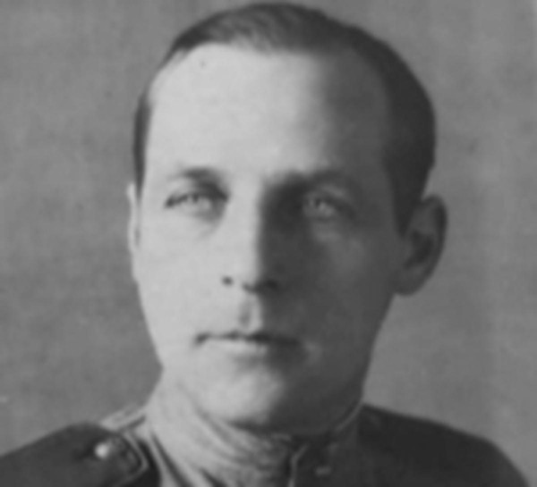 Тематическая беседа «Попович Алексей Григорьевич». Акция «Листая военные страницы»