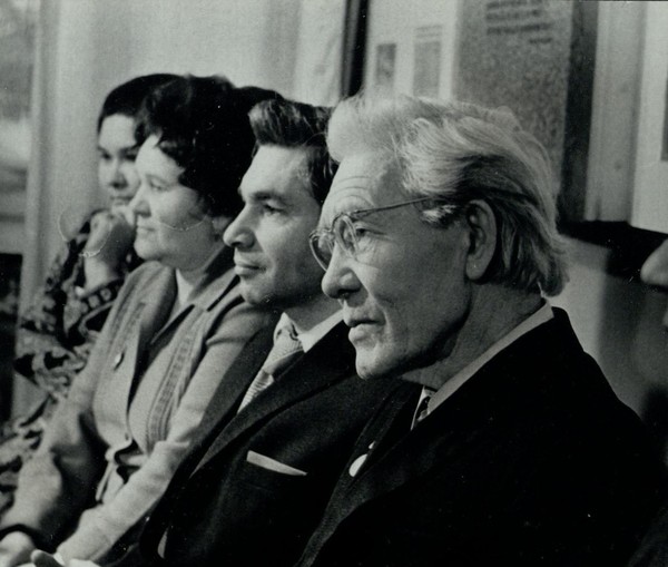 Выставка «И плывут облака»