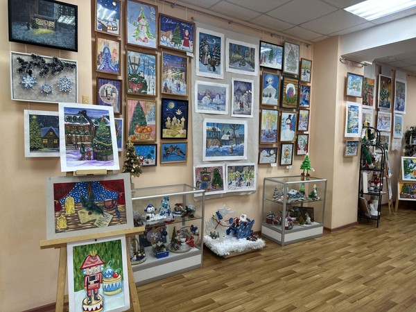 Экскурися по выставке «Зимние узоры»