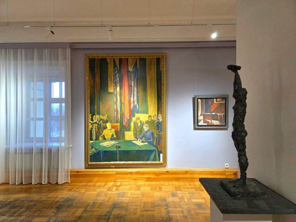 Экскурсия по выставке «Собрание. Коллекция коллекций»