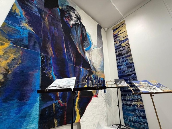 Выставка «Оды и притчи»