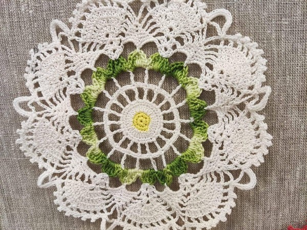 Мастер-класс «Мотив веер крючком»